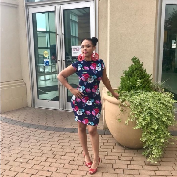 Meet your Posher, Roni v - Picture 4 of 16